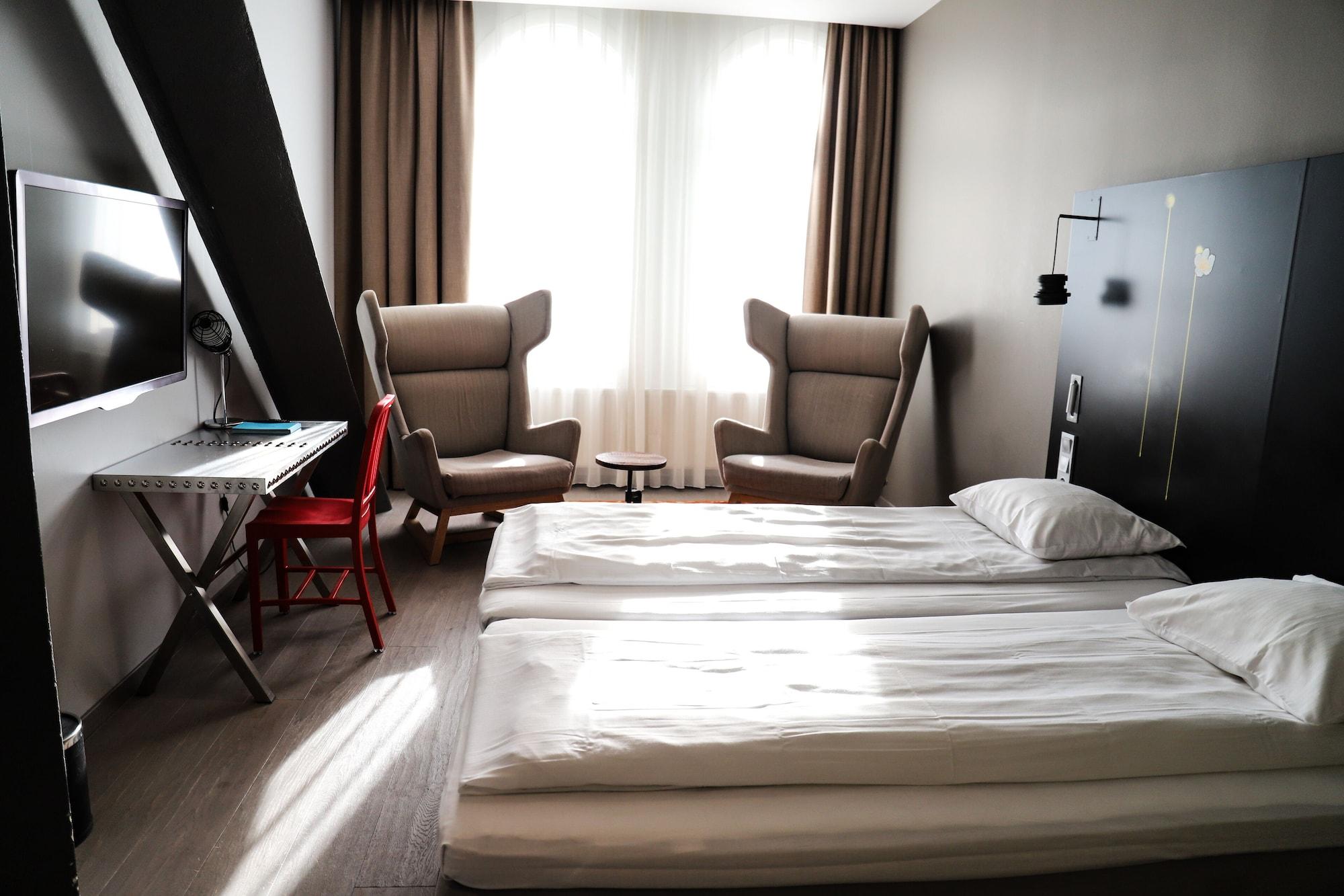 Comfort Hotel Grand Central Oslo Exterior photo