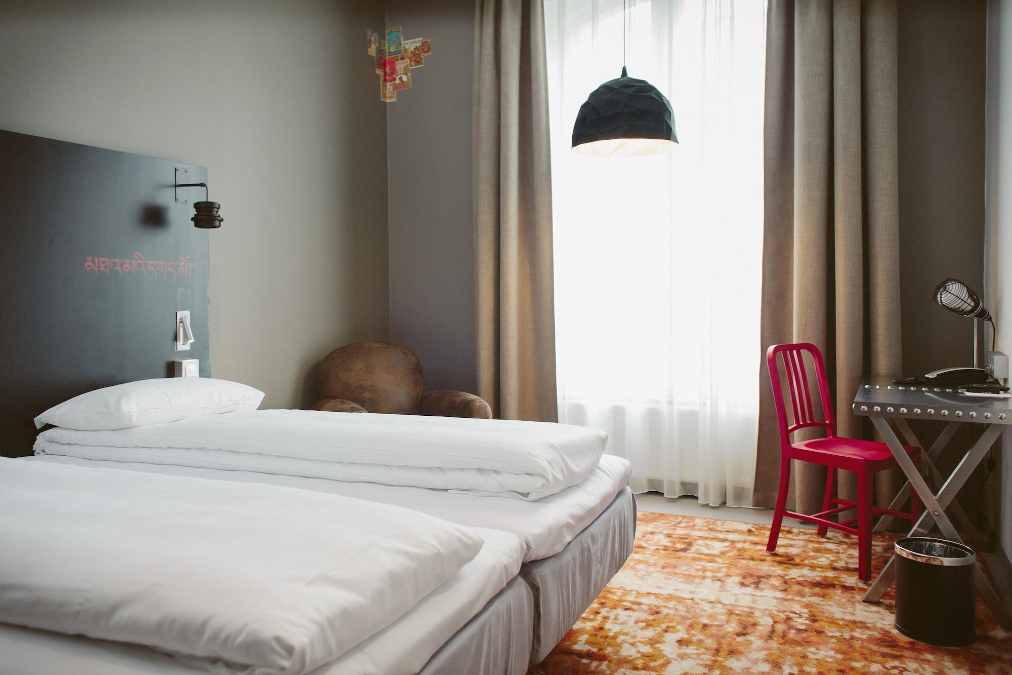 Comfort Hotel Grand Central Oslo Exterior photo