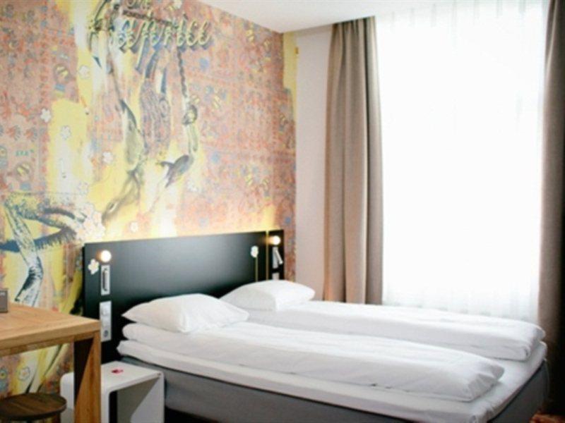 Comfort Hotel Grand Central Oslo Exterior photo